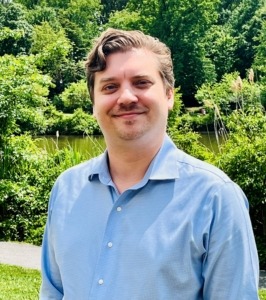 Eric Lynn Headshot